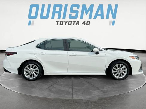 Used 2024 Toyota Camry LE FWD image 8