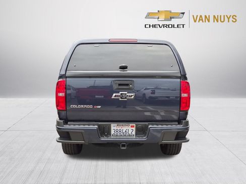 Used 2018 Chevrolet Colorado Z71 w/ Centennial Edition AWD/4WD image 6