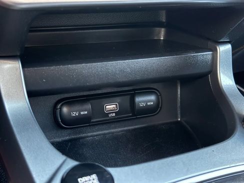 Used 2022 Kia Seltos LX AWD/4WD image 32