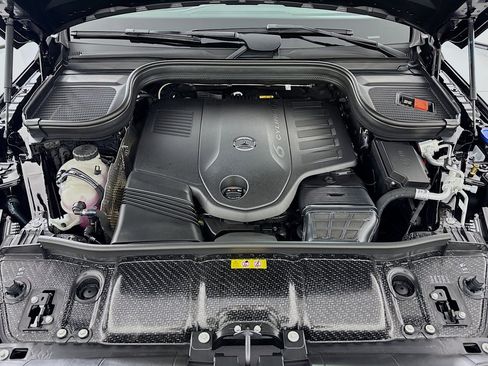 New 2026 Mercedes-Benz GLS 450 4MATIC image 11