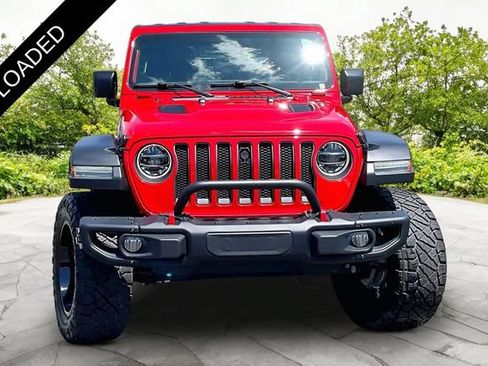 Used 2018 Jeep Wrangler Unlimited Rubicon w/ Dual Top Group AWD/4WD image 3