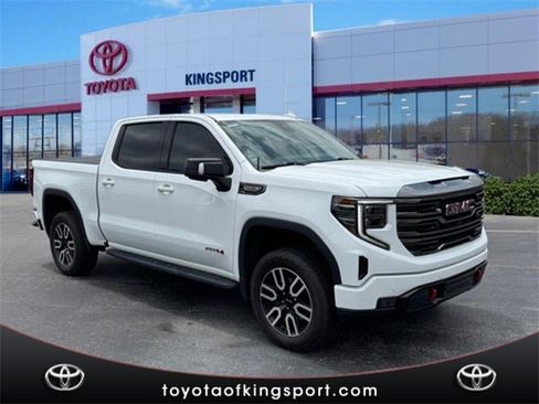 Used 2022 GMC Sierra 1500 AT4 w/ AT4 Premium Package image 7