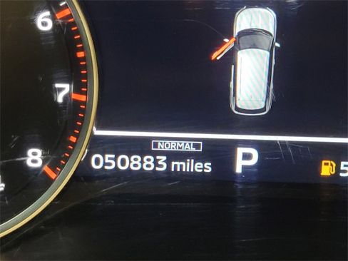 Used 2024 Mitsubishi Outlander SE Black Edition image 28