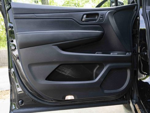 Used 2025 Honda Odyssey Sport-L image 37