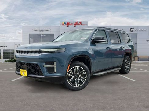 New 2026 Jeep Grand Wagoneer 2WD image 1