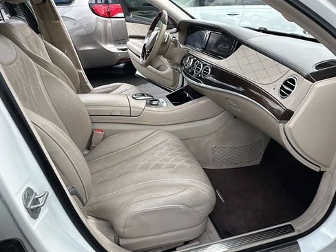 Used 2017 Mercedes-Benz S 550 Sedan image 29