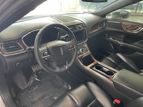 Used 2020 Lincoln Continental Standard 4dr Sedan image 16