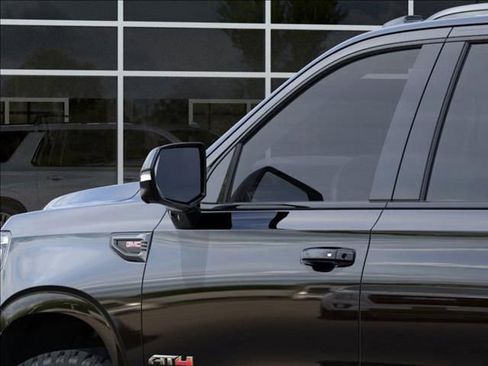 New 2026 GMC Yukon XL AT4 image 14