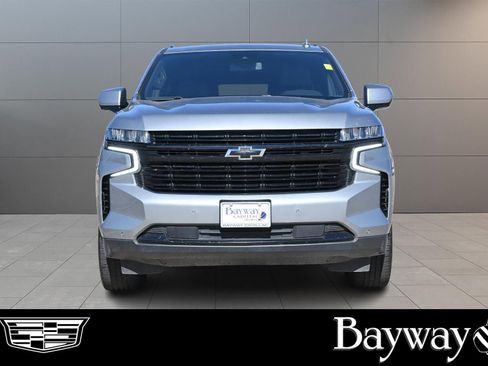 Used 2024 Chevrolet Suburban RST image 2