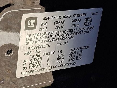 Certified 2022 Chevrolet Trax LT w/ Midnight Edition AWD/4WD image 28