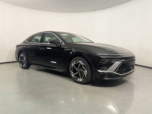 New 2026 Hyundai Sonata SEL image 1