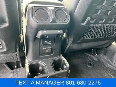 Used 2023 Jeep Gladiator Rubicon w/ LED Lighting Group AWD/4WD image 35