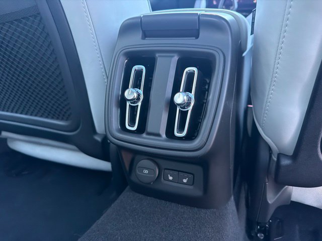Used 2024 Polestar Polestar 2 AWD/4WD image 16