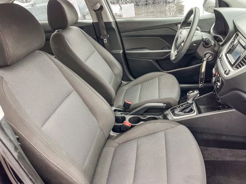 Used 2021 Hyundai Accent SE image 14