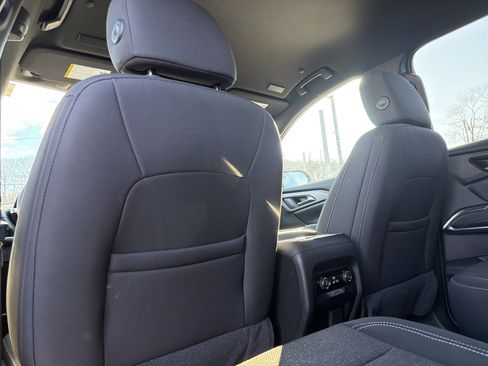 Certified 2025 Chevrolet Traverse LT w/ Driver Confidence Package image 28