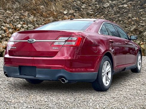 Used 2015 Ford Taurus SEL w/ Equipment Group 201A FWD image 2