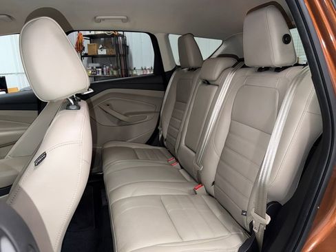 Used 2017 Ford Escape Titanium image 14