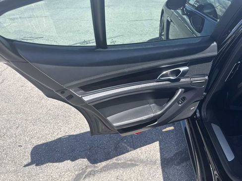 Used 2013 Porsche Panamera Turbo image 12