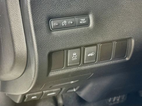 Used 2017 Nissan Murano SL w/ SL Technology Package FWD image 12