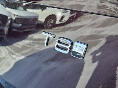 New 2026 Volvo XC90 T8 Ultra w/ Protection Package