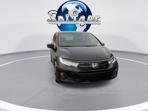 New 2026 Honda Odyssey Touring image 3