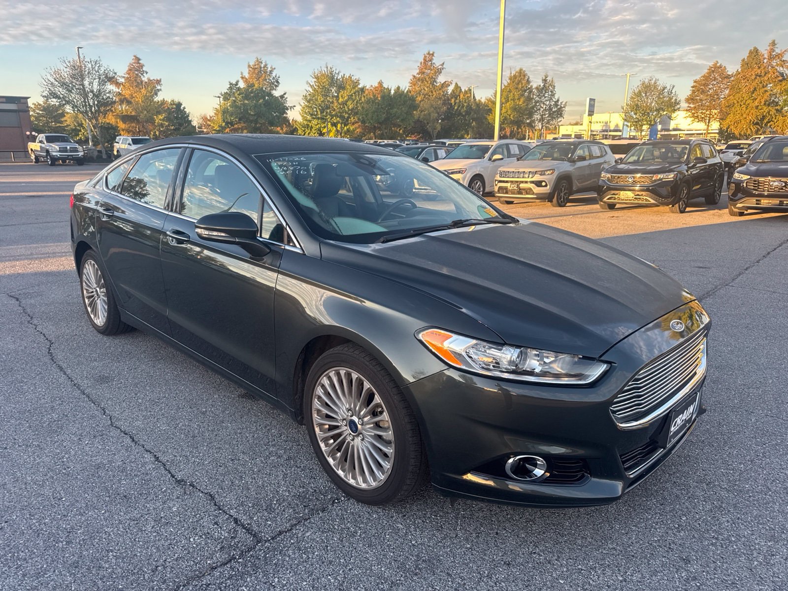 Used 2016 Ford Fusion Titanium FWD image 3