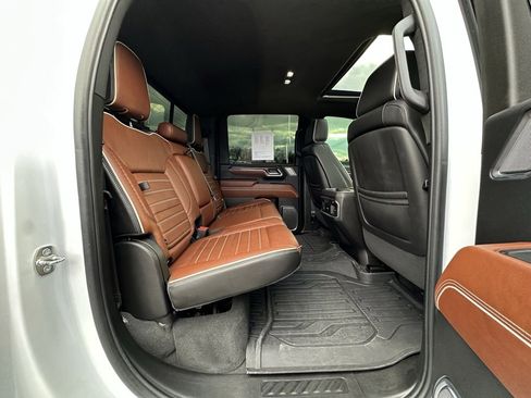 Used 2024 GMC Sierra 2500 Denali Ultimate image 14