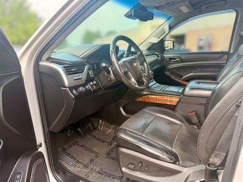 Used 2018 Chevrolet Tahoe Premier w/ RST 6.2L Performance Edition AWD/4WD image 8