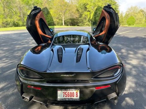 Used 2016 McLaren 570S Coupe RWD image 9