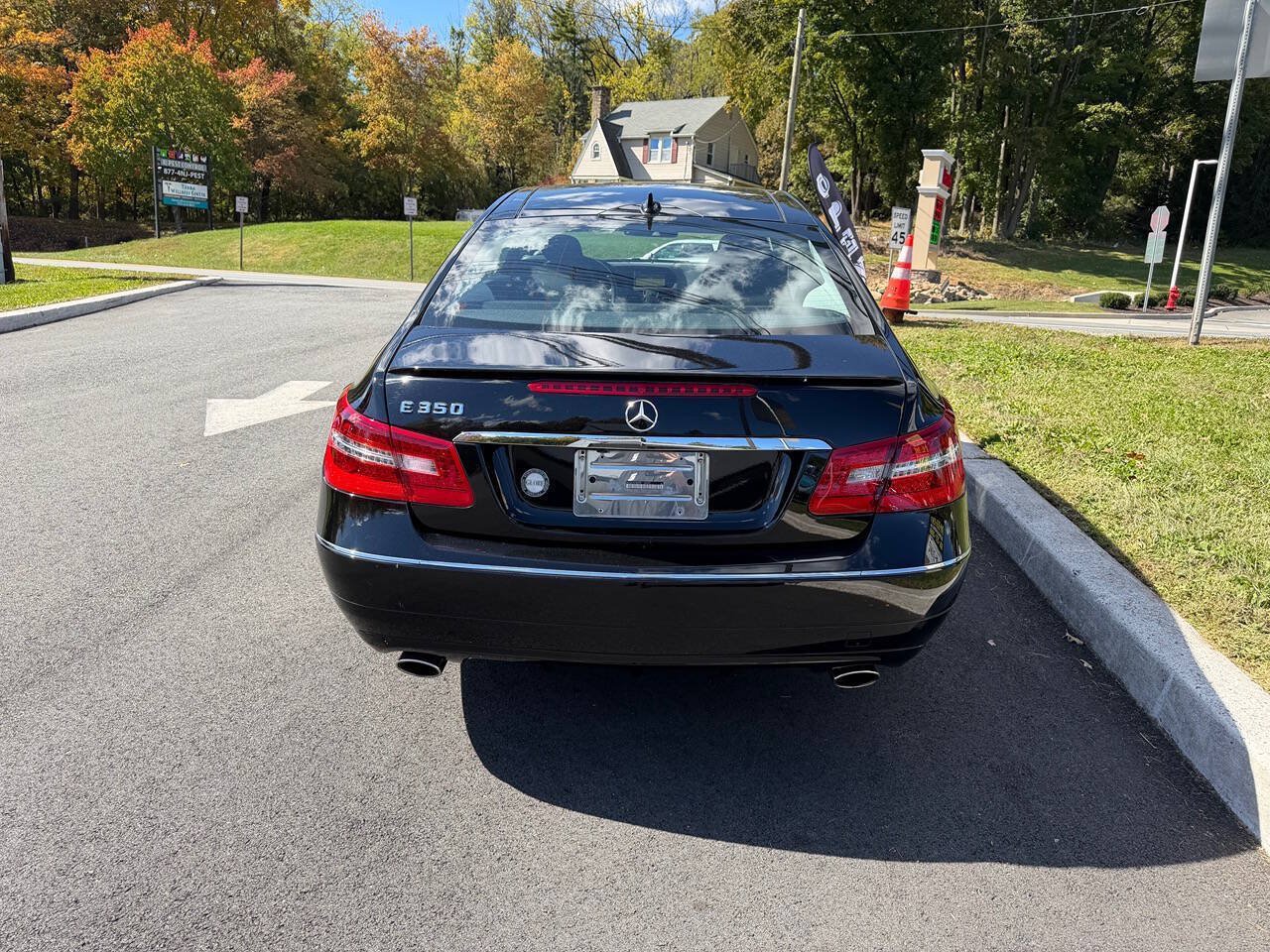 Used 2011 Mercedes-Benz E 350 Coupe image 4