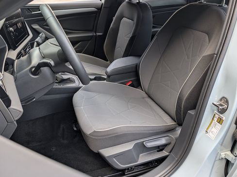 Used 2025 Volkswagen Jetta Sport FWD image 18