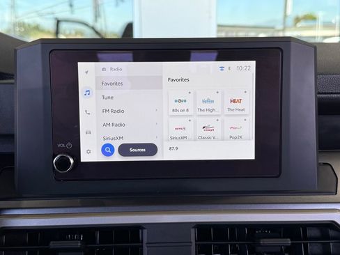 Used 2025 Toyota Tacoma TRD Off-Road image 25