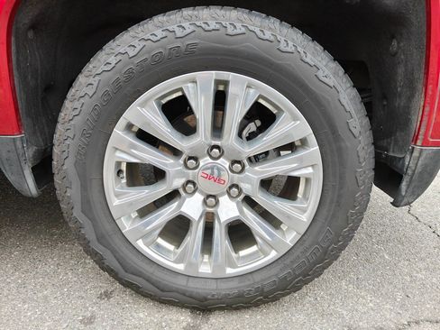 Used 2024 GMC Sierra 1500 Denali w/ Technology Package image 5