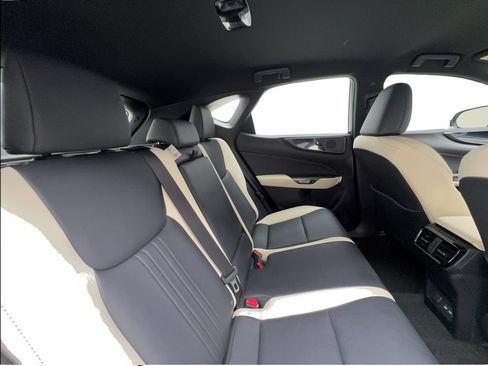 Used 2022 Lexus NX 250 FWD w/ Accessory Package 2 image 27