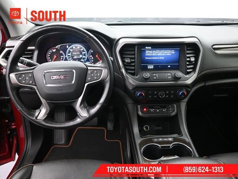 Used 2022 GMC Acadia AT4 w/ Technology Package image 11