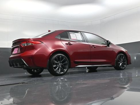 Used 2025 Toyota Corolla SE FWD image 19