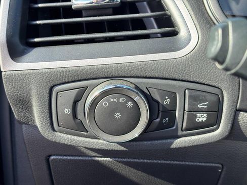 Used 2023 Ford Edge ST-Line image 18