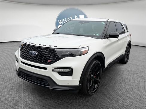 Used 2021 Ford Explorer ST w/ Equipment Group 401A image 7