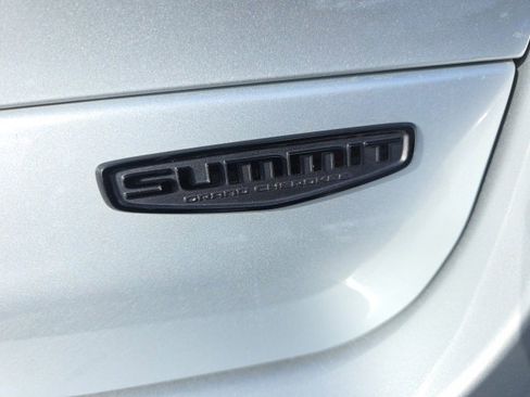 Used 2024 Jeep Grand Cherokee L Summit image 75