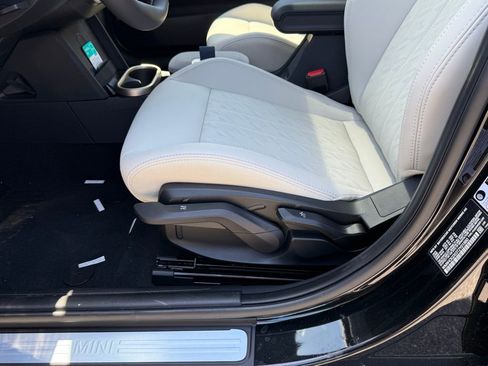 New 2026 MINI Cooper 4-Door Hardtop FWD image 20