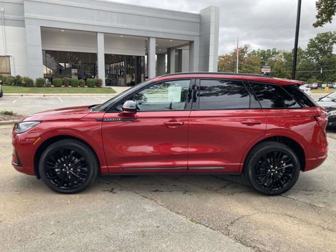 New 2026 Lincoln Corsair Premiere image 8