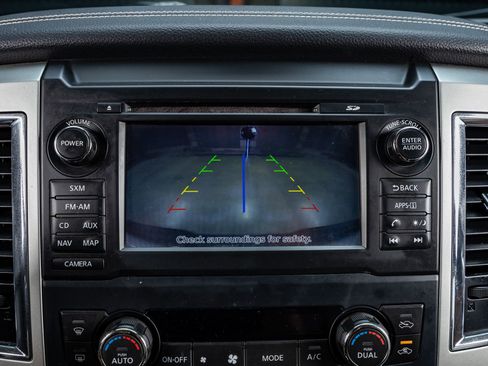 Used 2017 Nissan Titan PRO-4X image 25