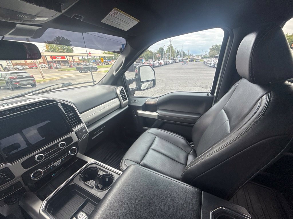 Used 2022 Ford F350 Lariat w/ Lariat Ultimate Package AWD/4WD image 16
