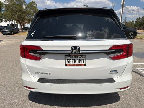 Used 2024 Honda Odyssey Touring image 6