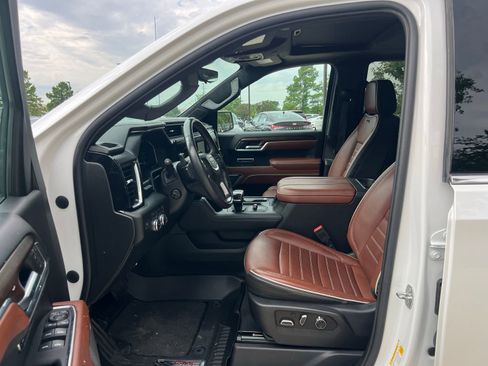 Used 2023 GMC Sierra 1500 Denali Ultimate AWD/4WD image 24
