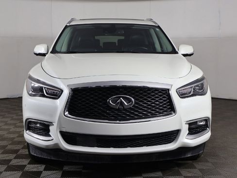 Used 2020 INFINITI QX60 Luxe w/ Essential Package image 12