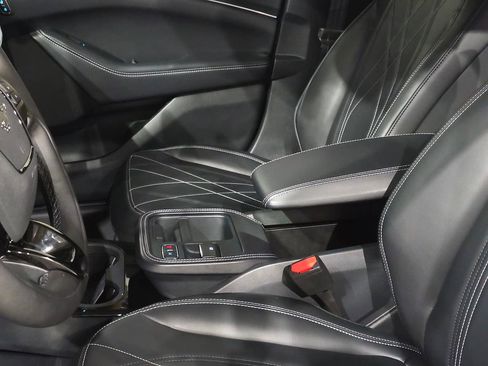 New 2025 Ford Mustang Mach-E Select image 29