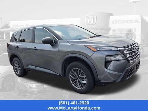 Used 2024 Nissan Rogue S FWD image 2