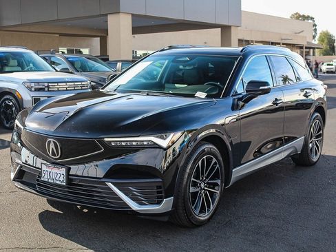 Used 2024 Acura ZDX A-Spec image 3