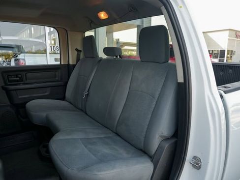 Used 2018 RAM 2500 Tradesman w/ Chrome Appearance Group image 41